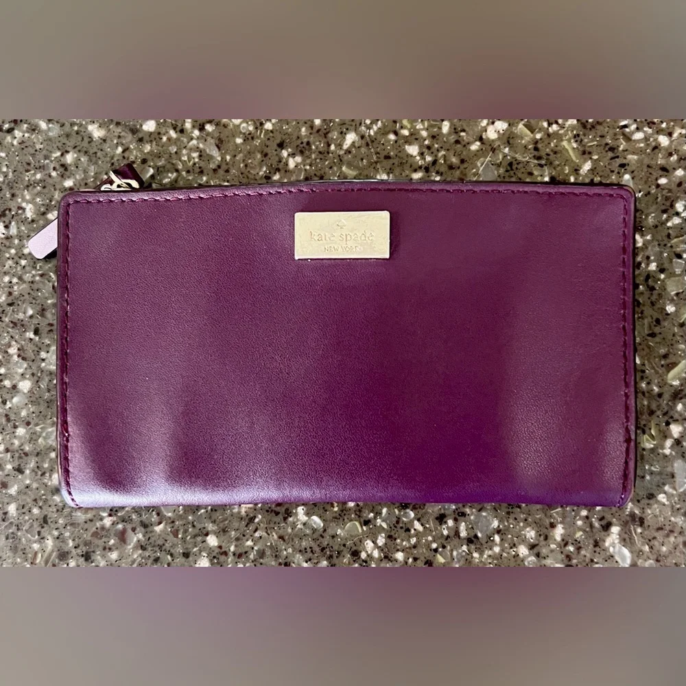 Kate Spade Plum Laurel Way Stacy Large Slim Leather Wallet | Classic | Cute